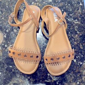 Brand new Mia shoes Mia sandals